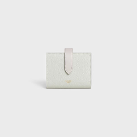 SMALL STRAP WALLET ESSENTIALS IN BICOLOUR GRAINED CALFSKIN JADE / CHALK