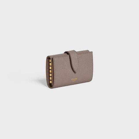 KEY CASE IN GRAINED CALFSKIN PEBBLE