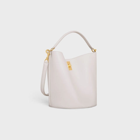 BUCKET 16 BAG IN SMOOTH CALFSKIN CHALK