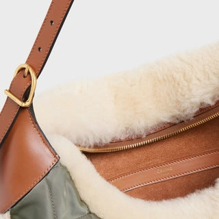 HOBO ROMY IN QUILTED NYLON AND SHEARLING KHAKI / NATURAL