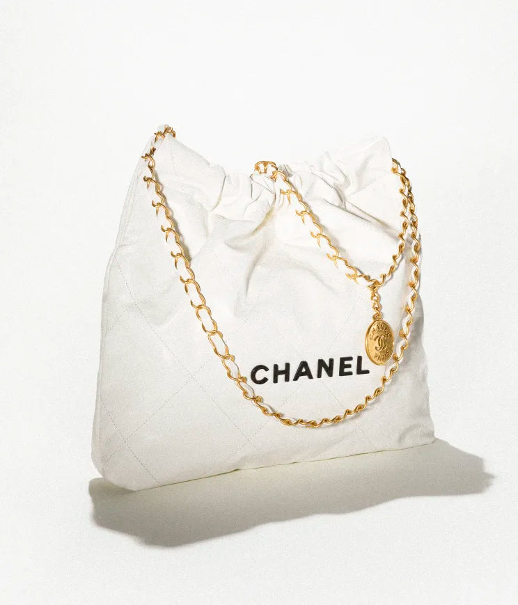 CHANEL 22 SMALL HANDBAG