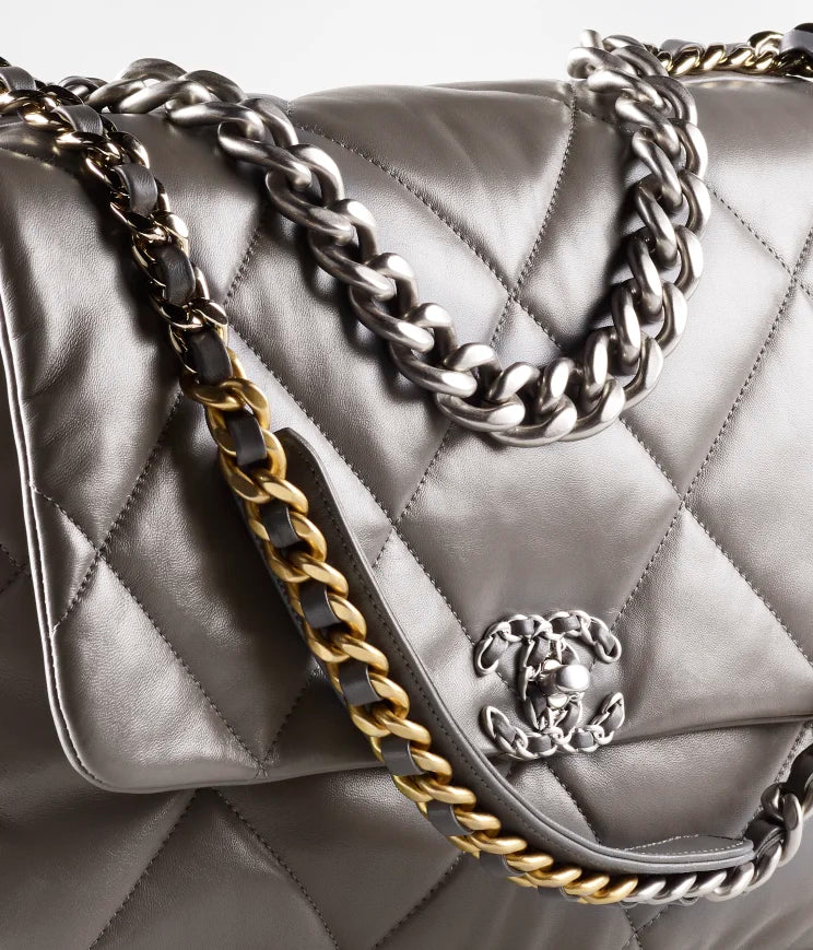 CHANEL 19 MAXI HANDBAG