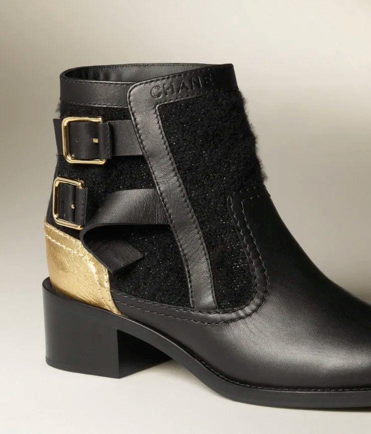 ANKLE BOOTS