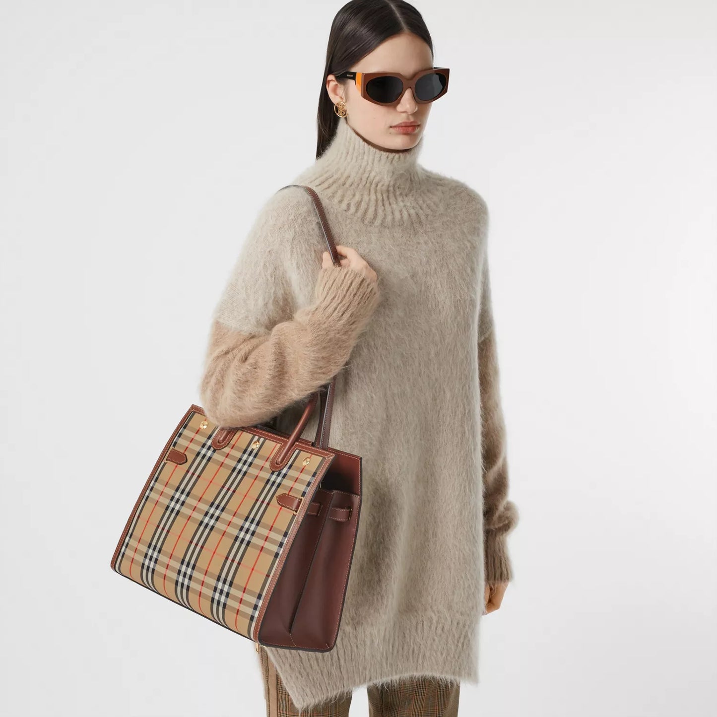 Medium Vintage Check Two-handle Title Bag