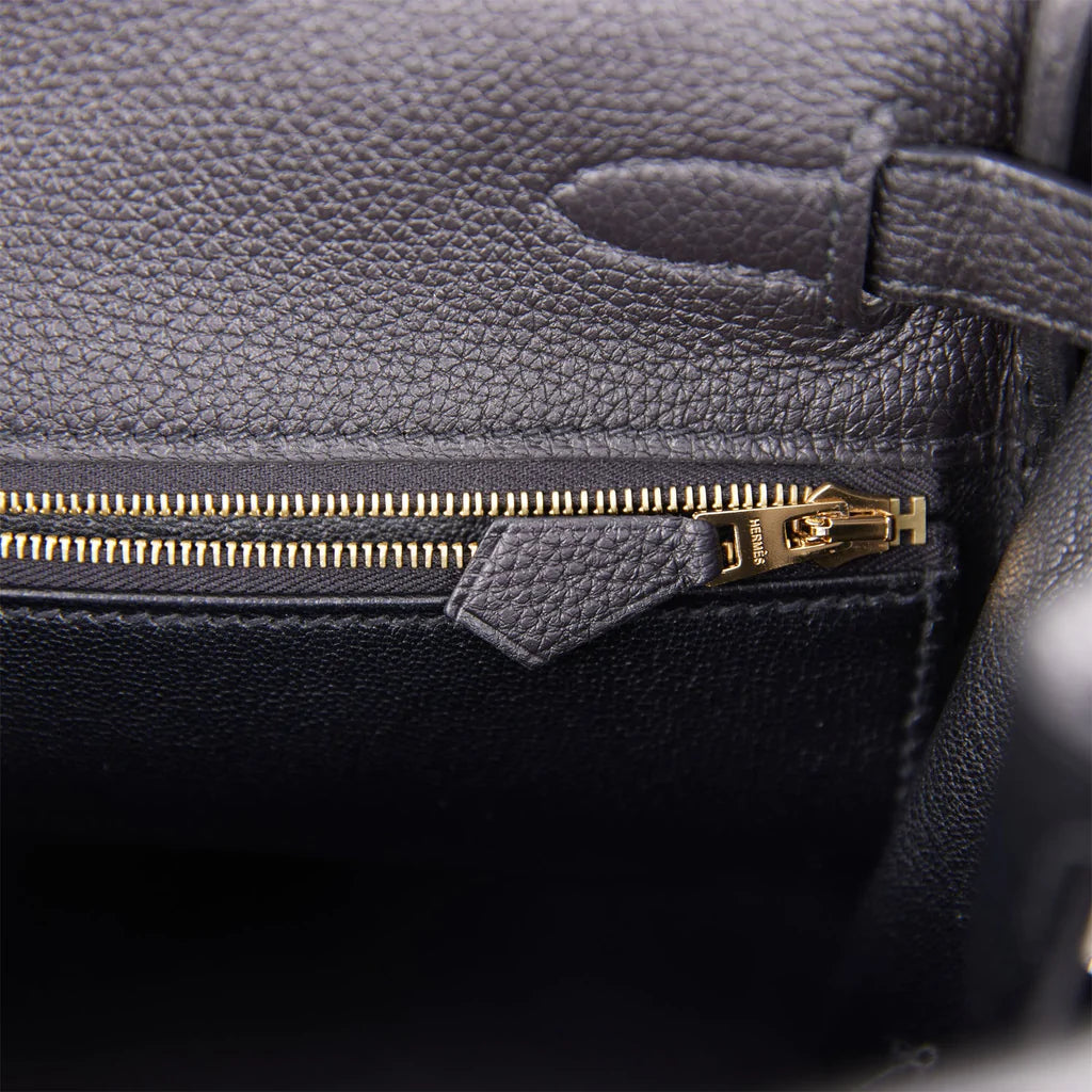 Hermès Kelly Retourne 28 Black Togo Gold Hardware