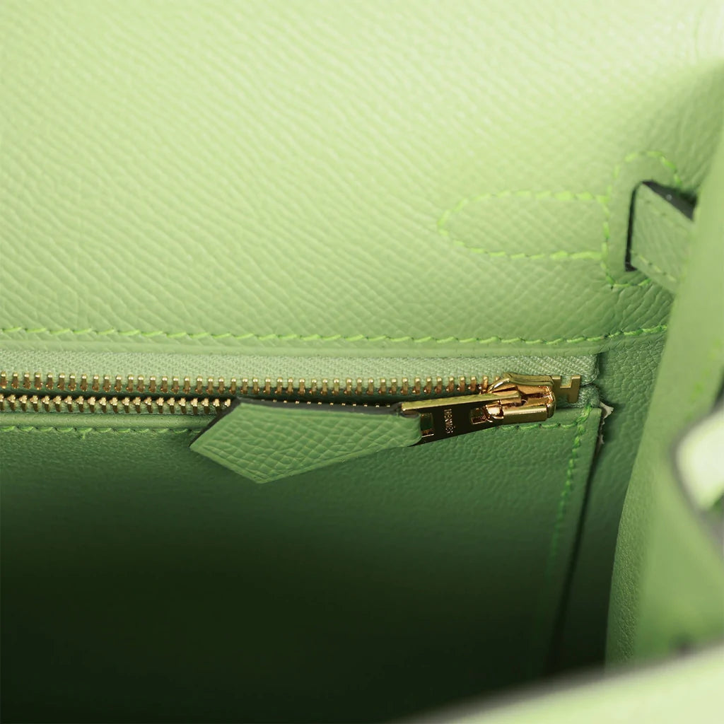 Hermès Kelly Sellier 25 Vert Criquet Epsom Gold Hardware