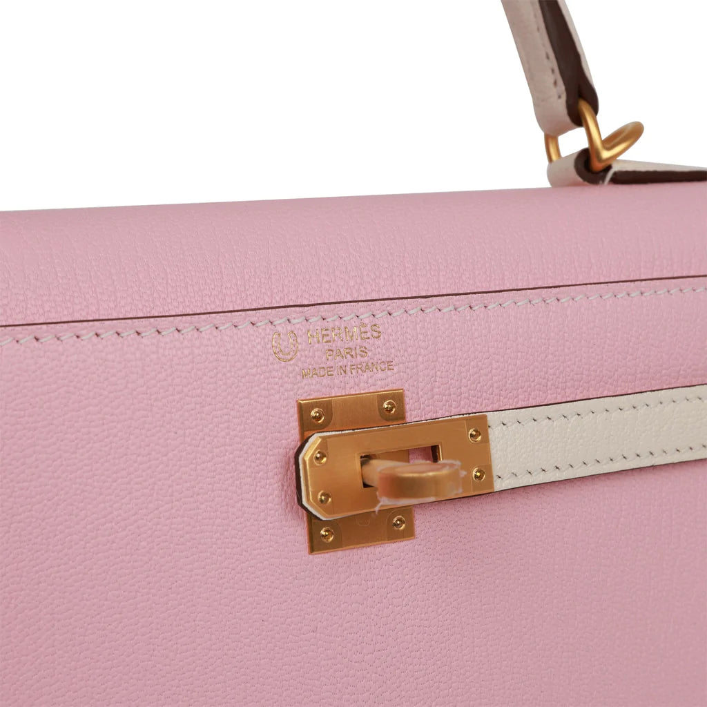 Hermès Special Order (HSS) Kelly Sellier 25 Rose Sakura and Nata Chevre Brushed Gold Hardware