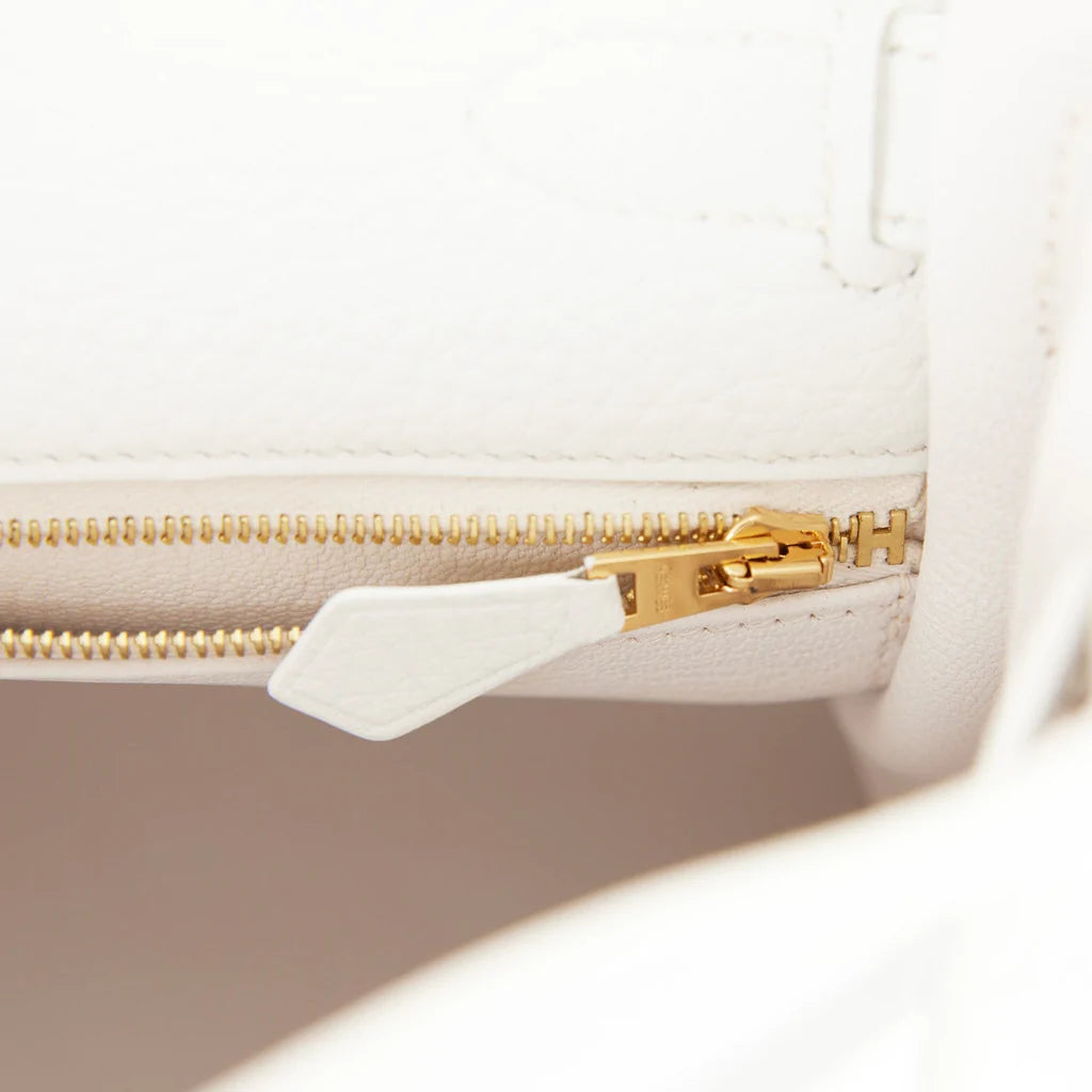 Hermès Kelly Retourne 28 White Clemence Gold Hardware