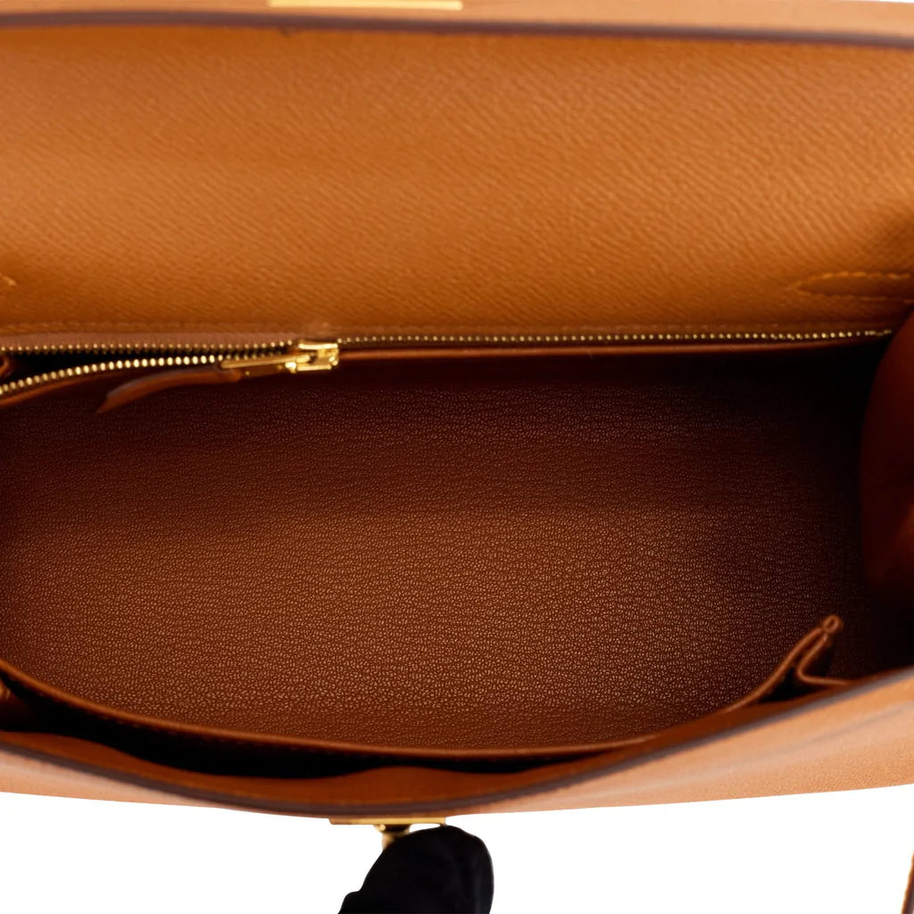 Hermès Special Order (HSS) Kelly Sellier 25 Gold and Apricot Epsom Gold Hardware