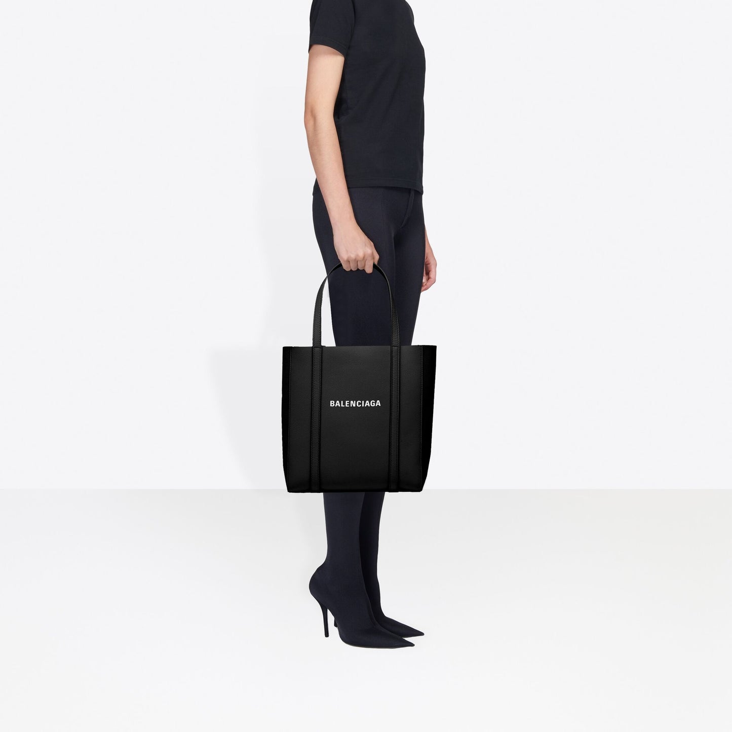 WOMEN'S EVERYDAY SMALL TOTE BAG IN BLACK