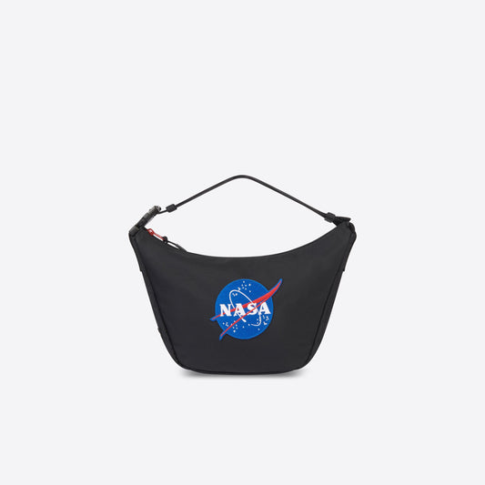 SPACE SLING BAG IN BLACK