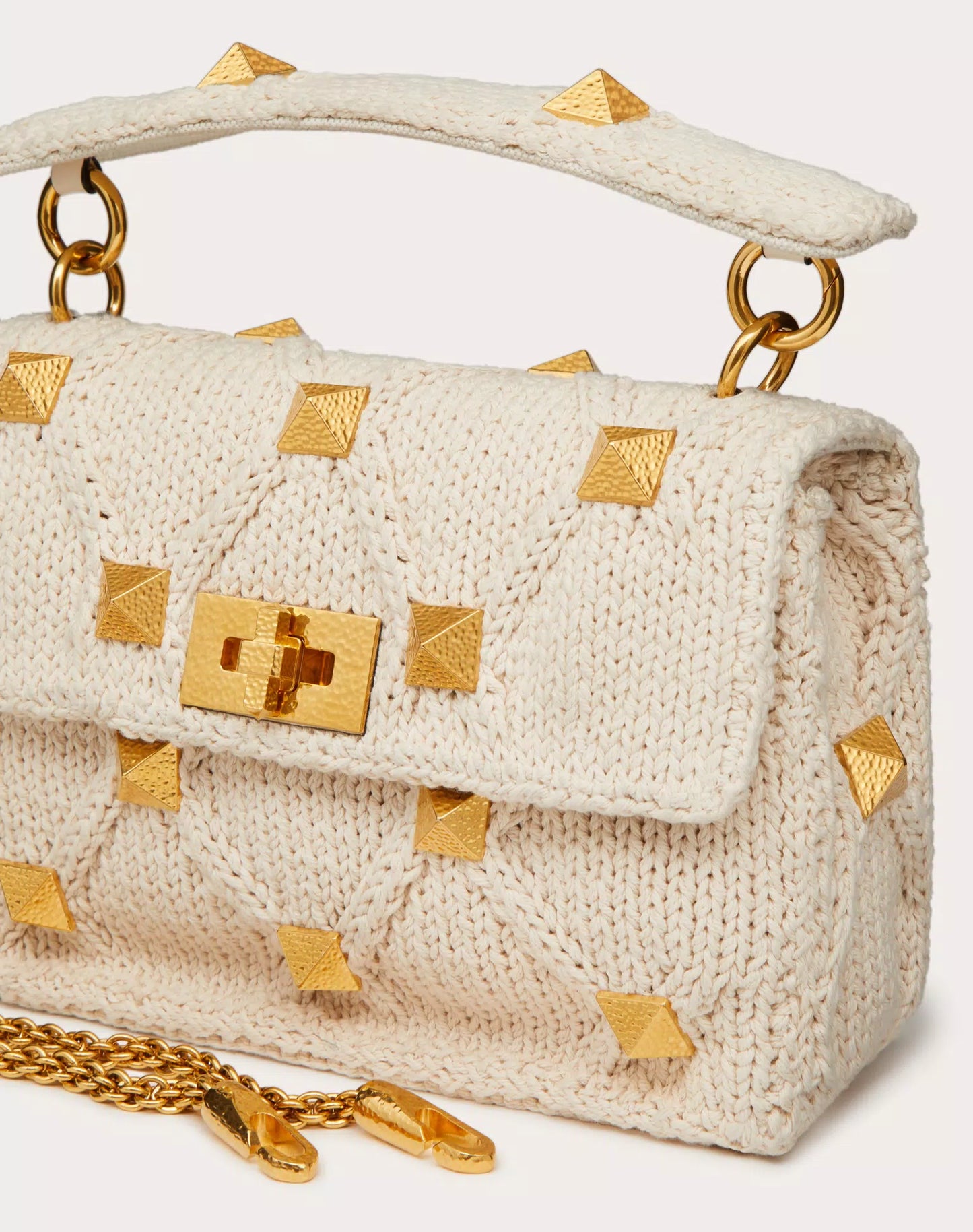 MEDIUM KNITTED ROMAN STUD THE SHOULDER BAG WITH CHAIN