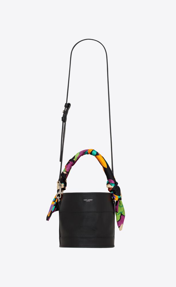 BAHIA SMALL BUCKET BAG IN SMOOTH LEATHER