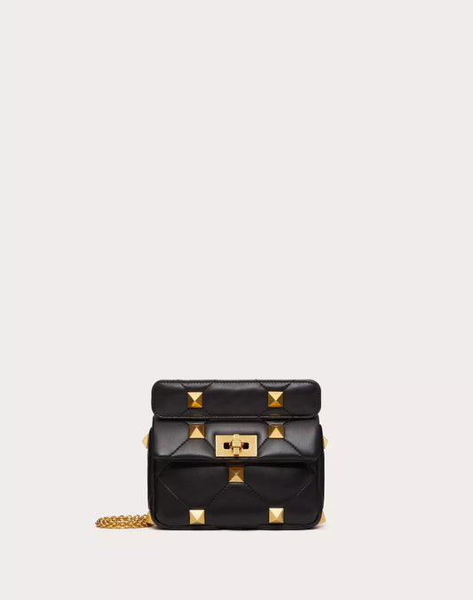 ONLINE EXCLUSIVE SMALL ROMAN STUD THE SHOULDER BAG IN NAPPA WITH CHAIN