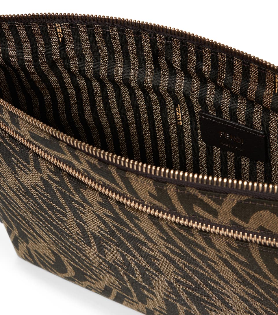 FF Vertigo jacquard clutch