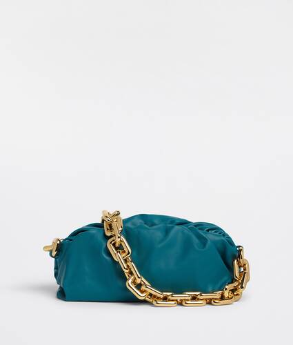 Chain pouch clutch