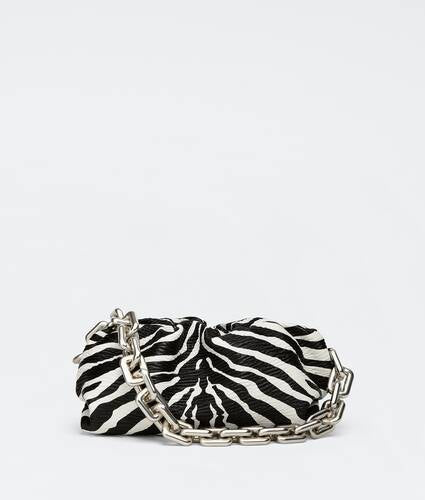 Chain pouch clutch