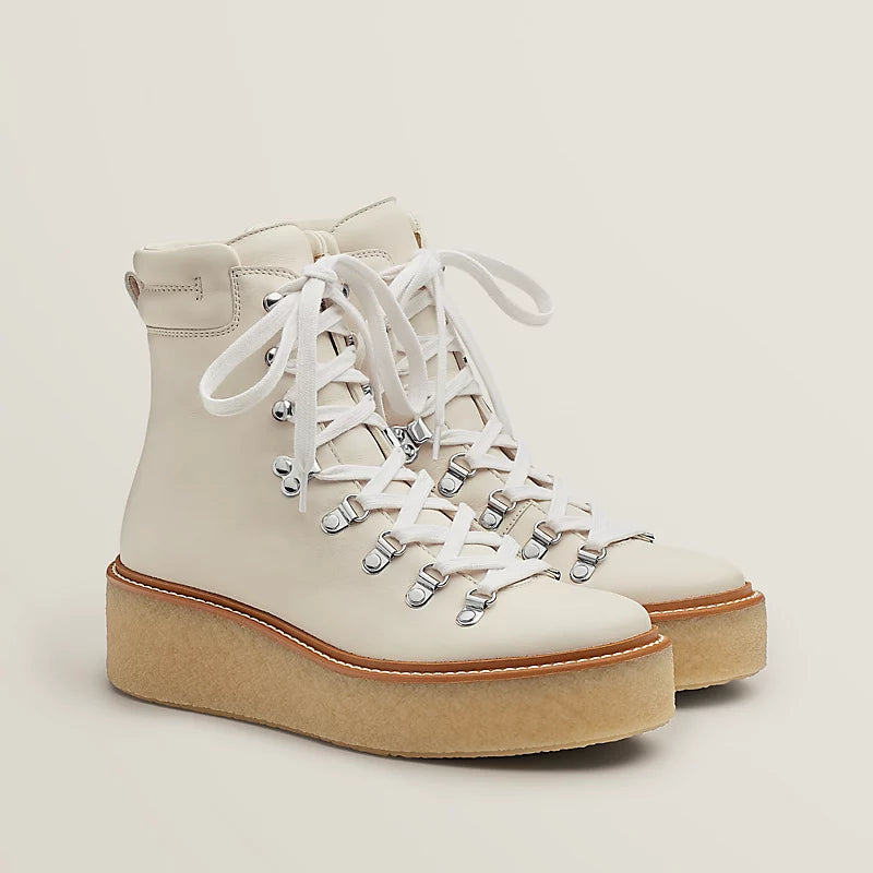 Discovery ankle boot